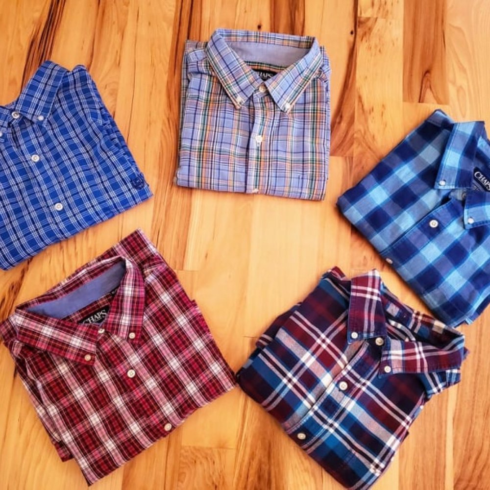 "5" XL- CHAPS BUTTON DOWN W/POCKETS & CHAPS LOGO